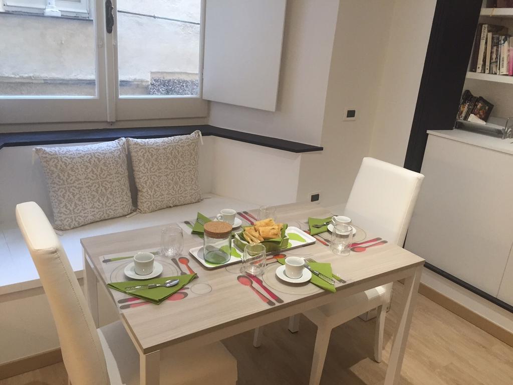 I Rolli A Genova Apartment Стая снимка